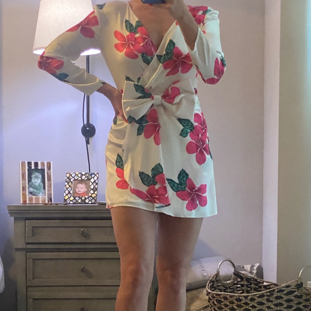 RESA floral mini dress with detachable bow NWT